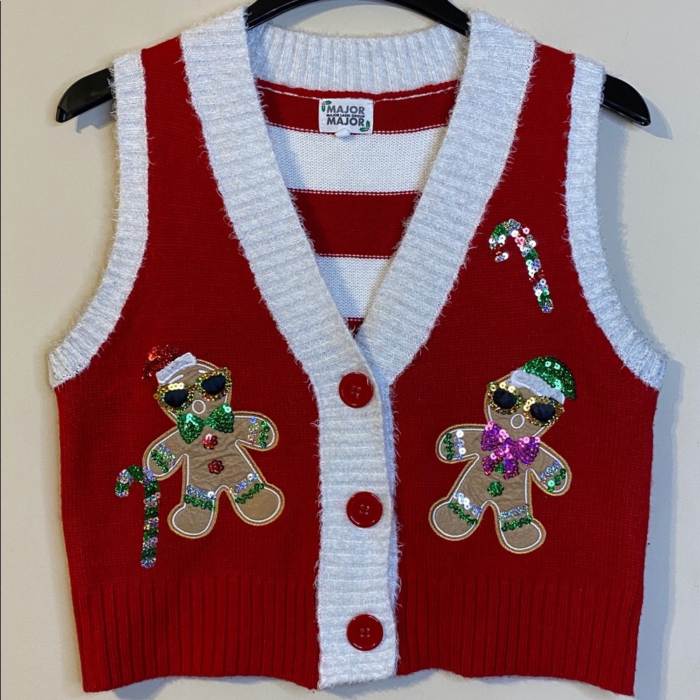 Major Label Group Holiday Red and White Vest with Gingerbread Design Size M - Picture 2 of 9